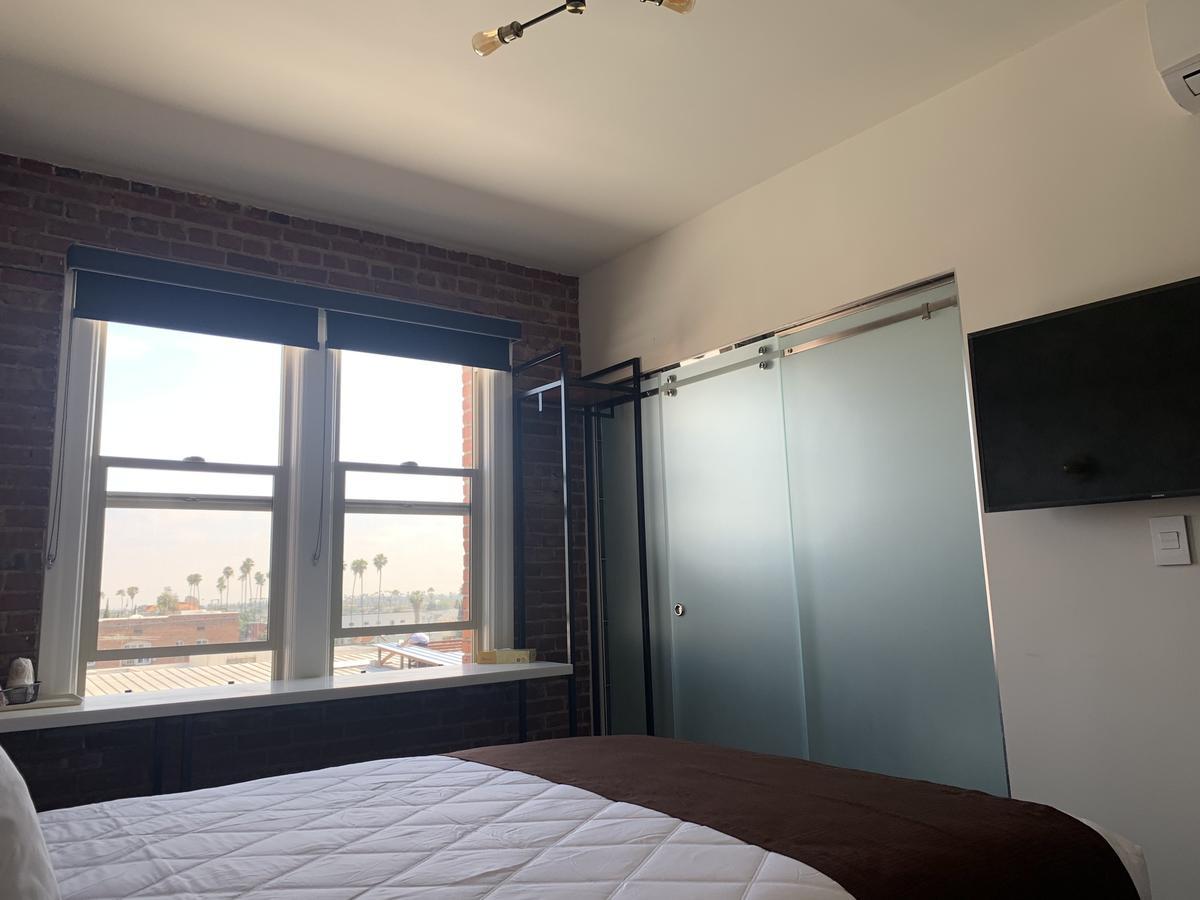 H By H Hospitality Hotel Los Angeles Buitenkant foto